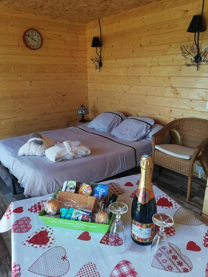 Charmant Chalet Pour 2 Personnes Spa Prive Massillargues-Attuech Екстериор снимка